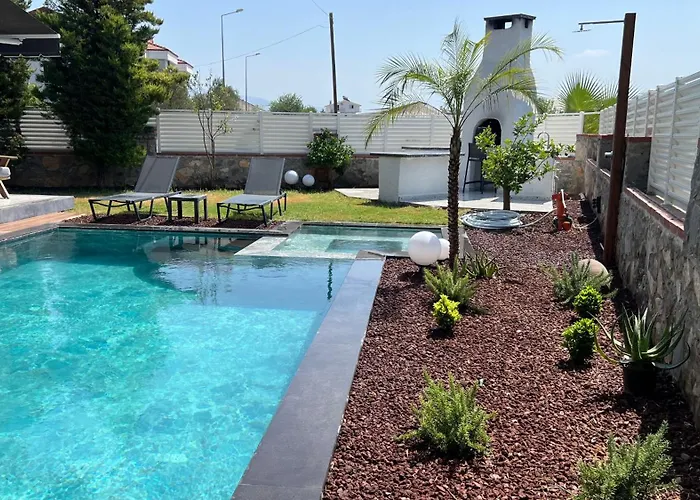 빌라 Casa Oliva 3 With Sauna Jakuzzi Pool & Bbq 페티예