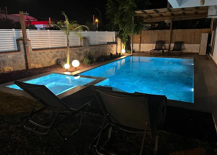 Casa Oliva 3 With Sauna Jakuzzi Pool & Bbq Villa Fethiye