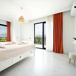 ヴィラ Casa Oliva 3 With Sauna Jakuzzi Pool & Bbq フェティエ